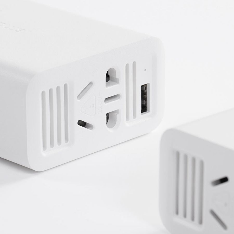 Mi SMARTMI Car Inverter Converter Mobil 12V 100W USB 3A