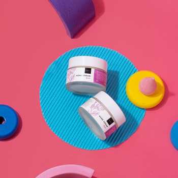 scarlett acne day cream