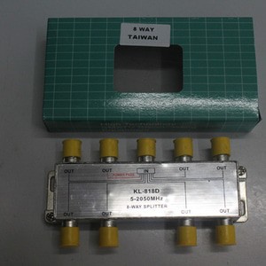 Splitter TV Made Taiwan 8 cabang ( Kualitas bagus )