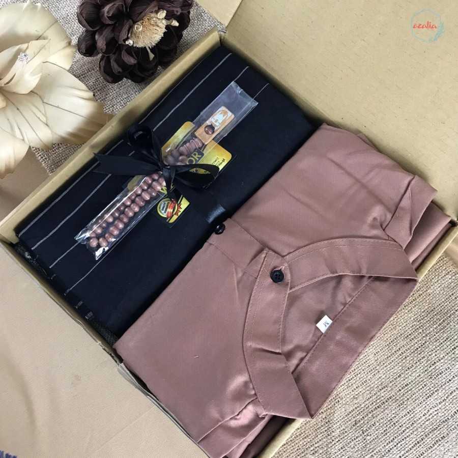 Jual Hampers Gift Box Cowok Cakep Baju Koko + Sarung Kado Cowok