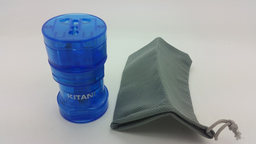 KITANI Universal World International Power PC Travel Adapter