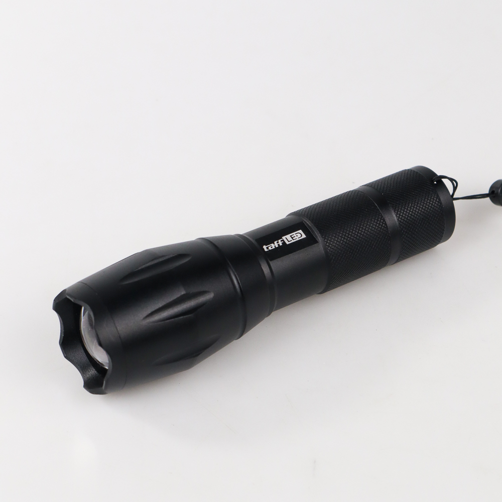 TaffLED Senter LED Flashlight Cree XM-P50 with Baterai and Charger - E17