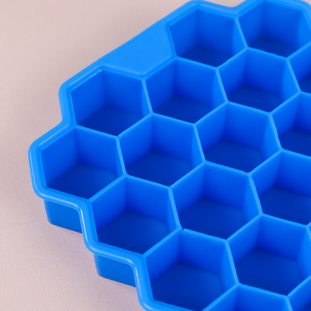 SILIKOLOVE Cetakan Es Batu Silikon Heksagonal 37 Grid Ice Cube Tray - DU655