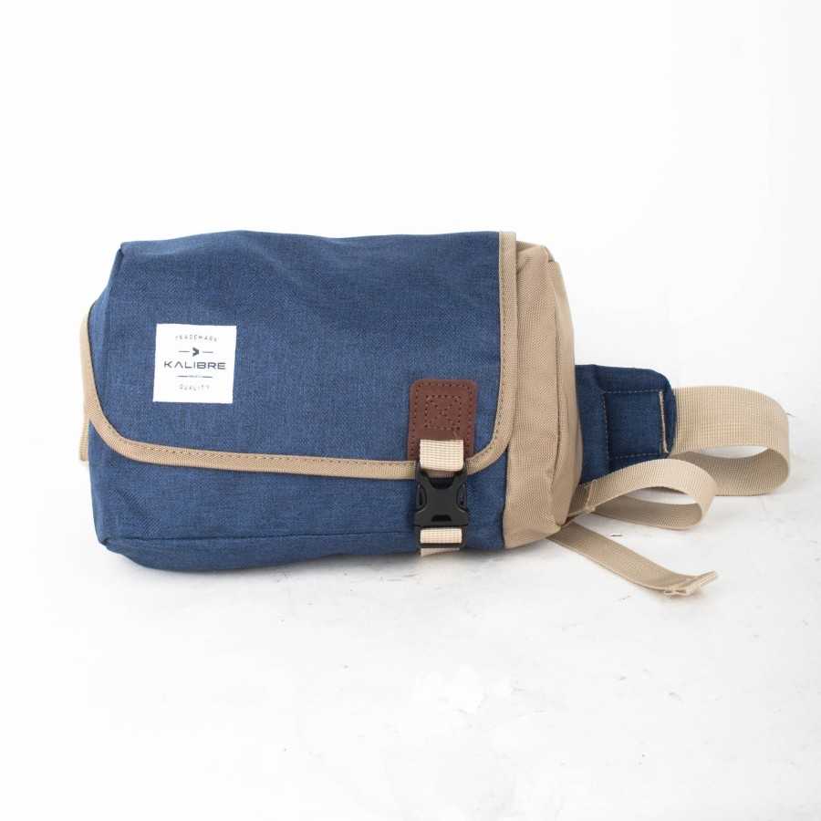 Jual Tas Selempang Kalibre 921253 450 Navy Leah Slin…