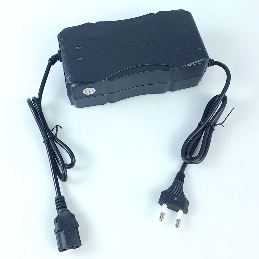 OTOHEROES Charger Aki Sepeda Listrik Battery Charger Portable 60V 2.8A - BEI60