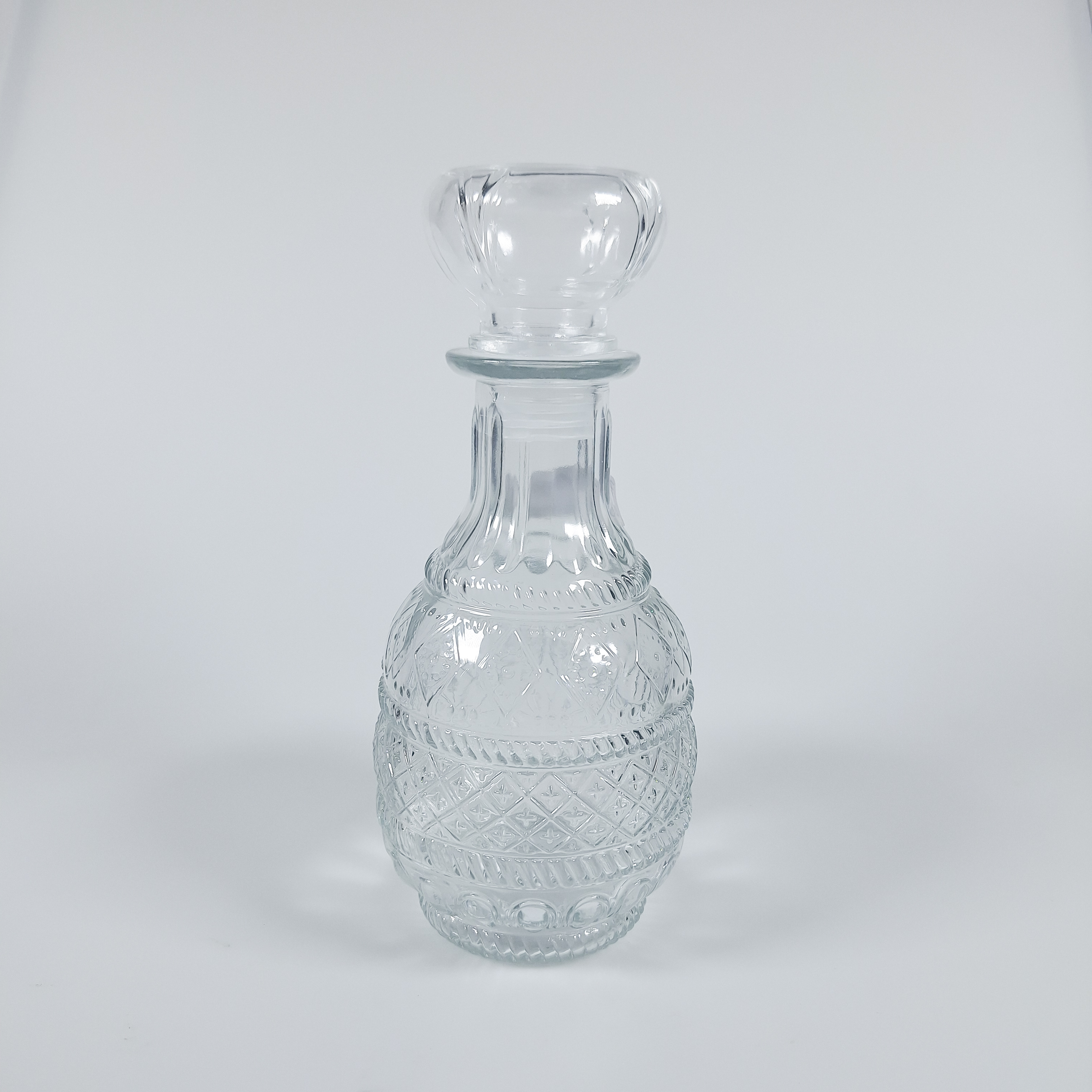 Temkin Whisky Decanter Glass Bottle Liquor Scotch Luxury Pagoda - C25