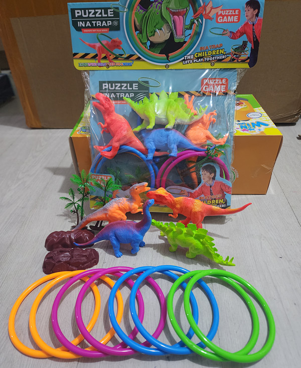 MAINAN DINOSAURUS HULA HOOP LEMPAR CONE RING ANIMAL