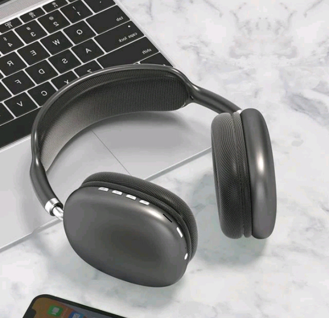 Headphone Bluetooth TWS HiFi Dynamic Coil TF Card 150mAh - P9 Plus Max