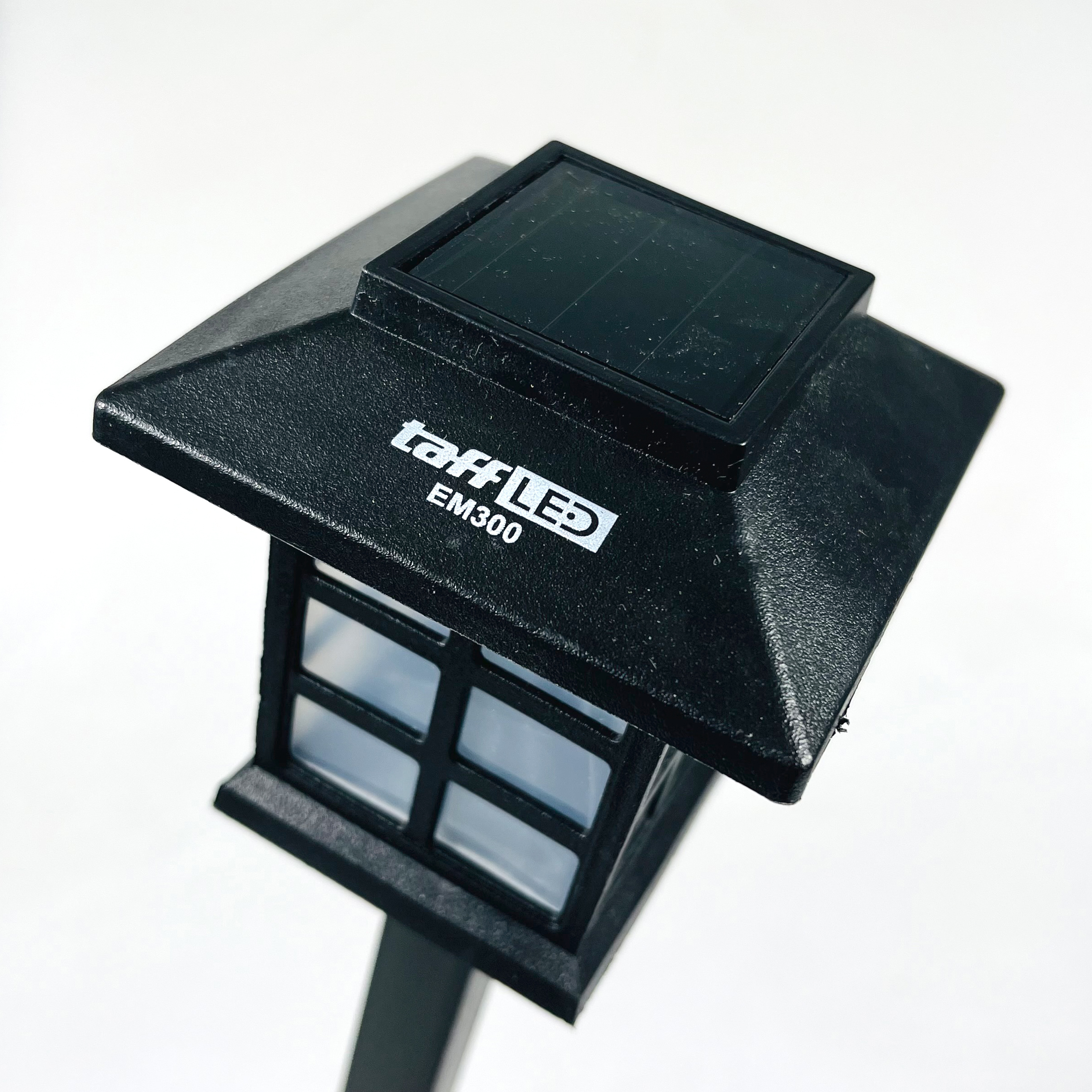TaffLED Lampu Taman Hias Tancap Sensor Cahaya Solar Power Waterproof - EM300