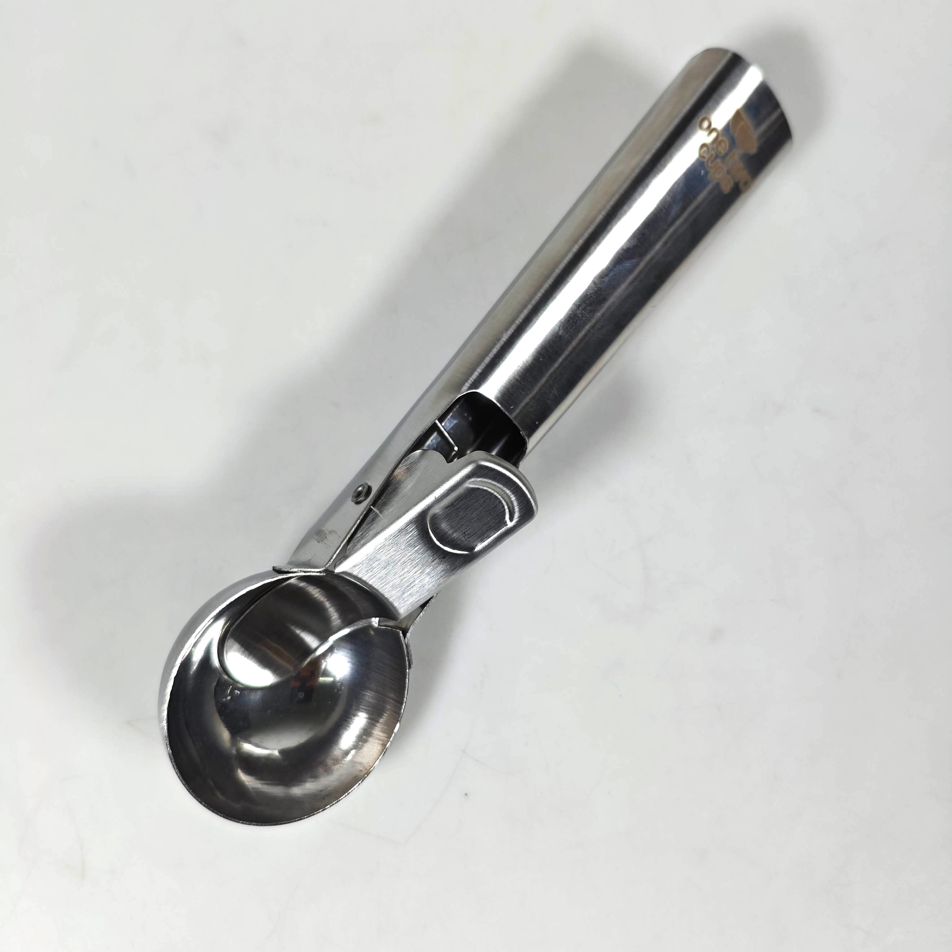 One Two Cups Sendok Scoop Es Krim dan Buah Stainless Steel 47mm - 164Z