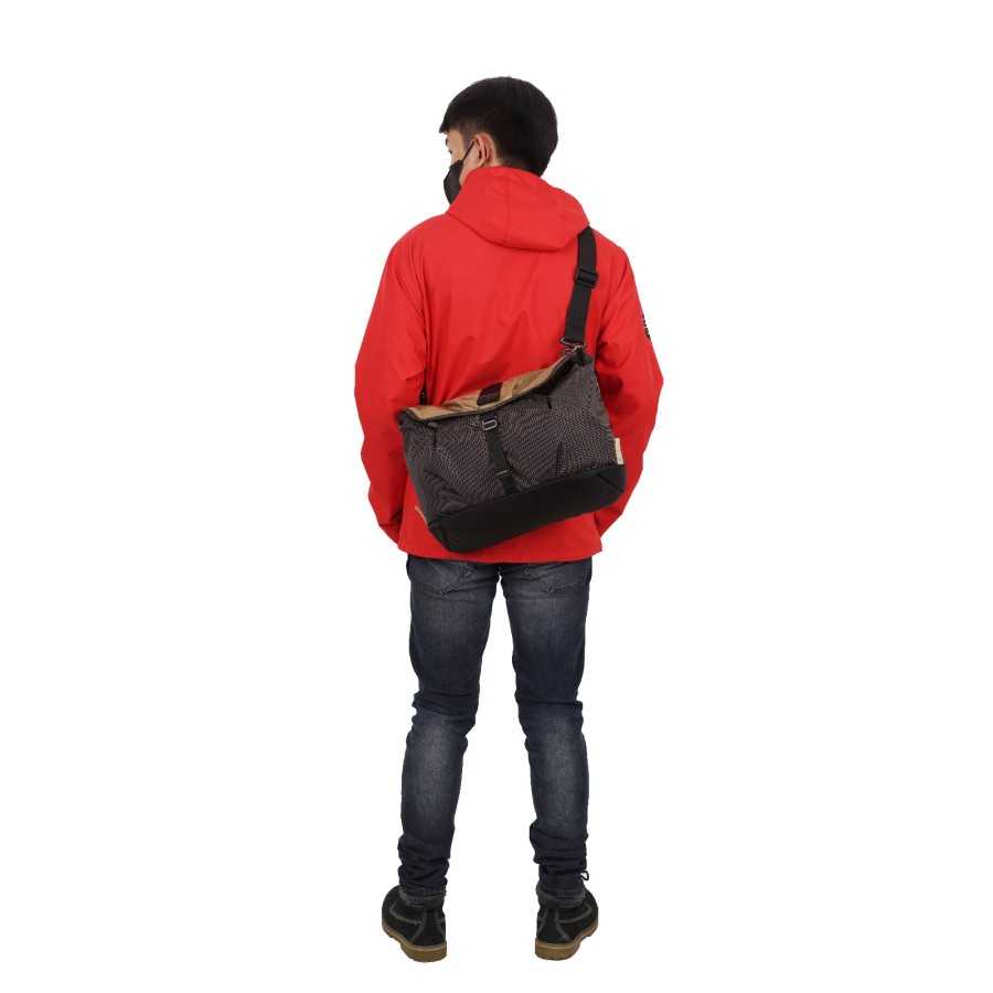 Jual Tas Selempang Kalibre Careen 02 Travel Pouch 12…