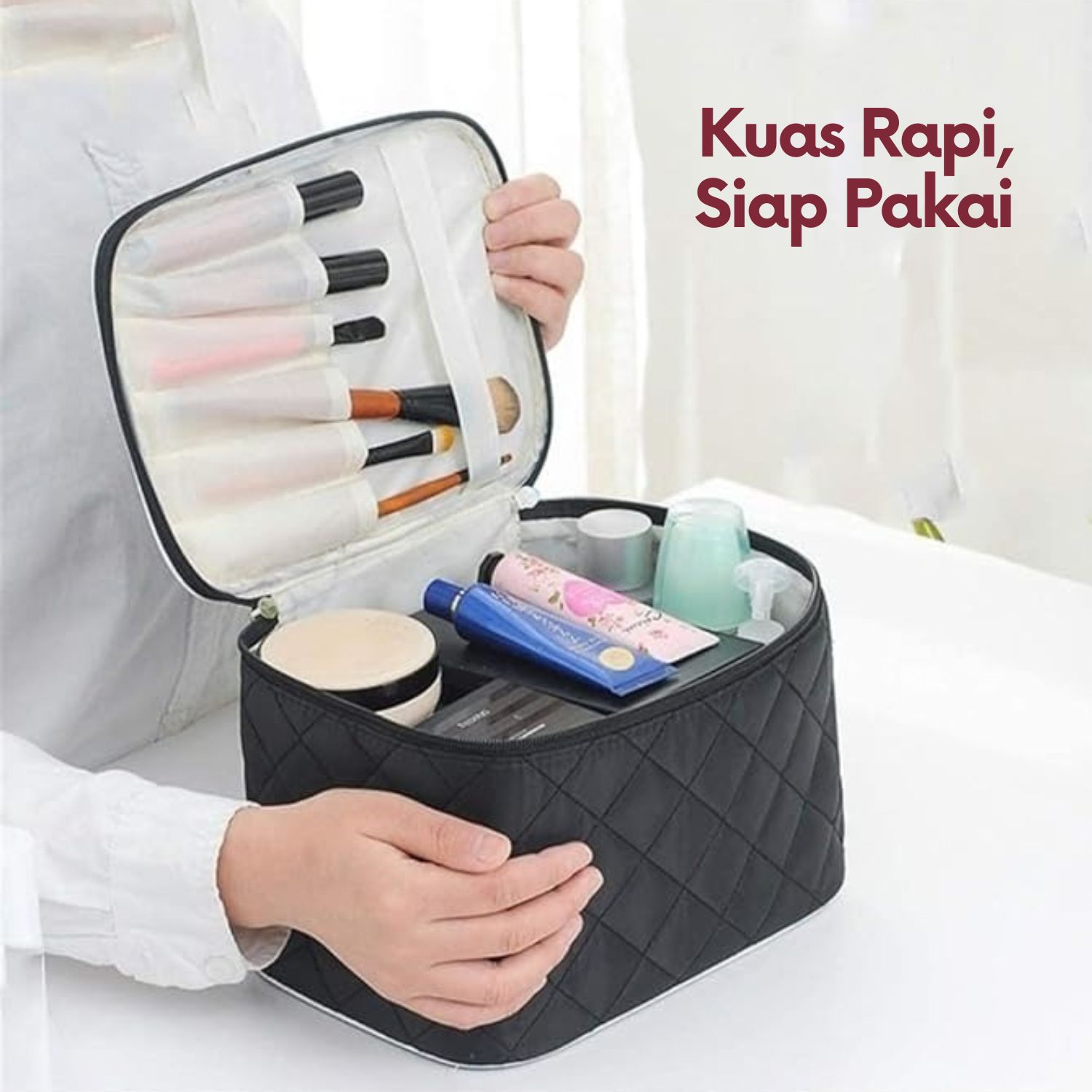 Tas Kosmetik Travel Organizer Make Up Bag Wanita - DXY34