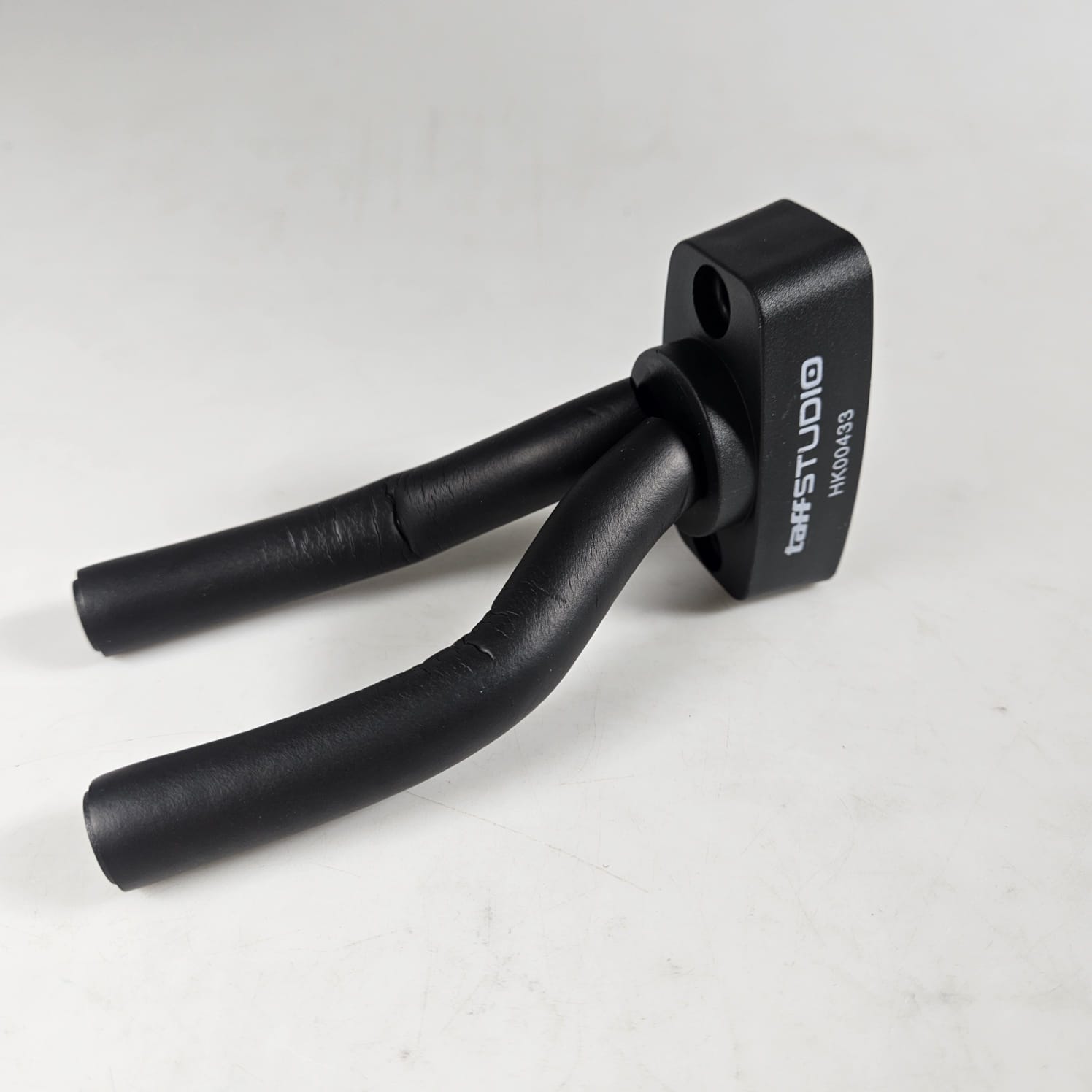 TaffSTUDIO Gantungan Gitar Dinding Guitar Holder Bracket Wall Mount - HK00433