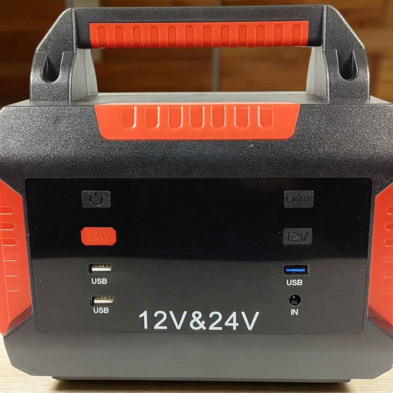 ZUIDID Car Jump Starter 12V 24V 42000mAh Triple USB - R30