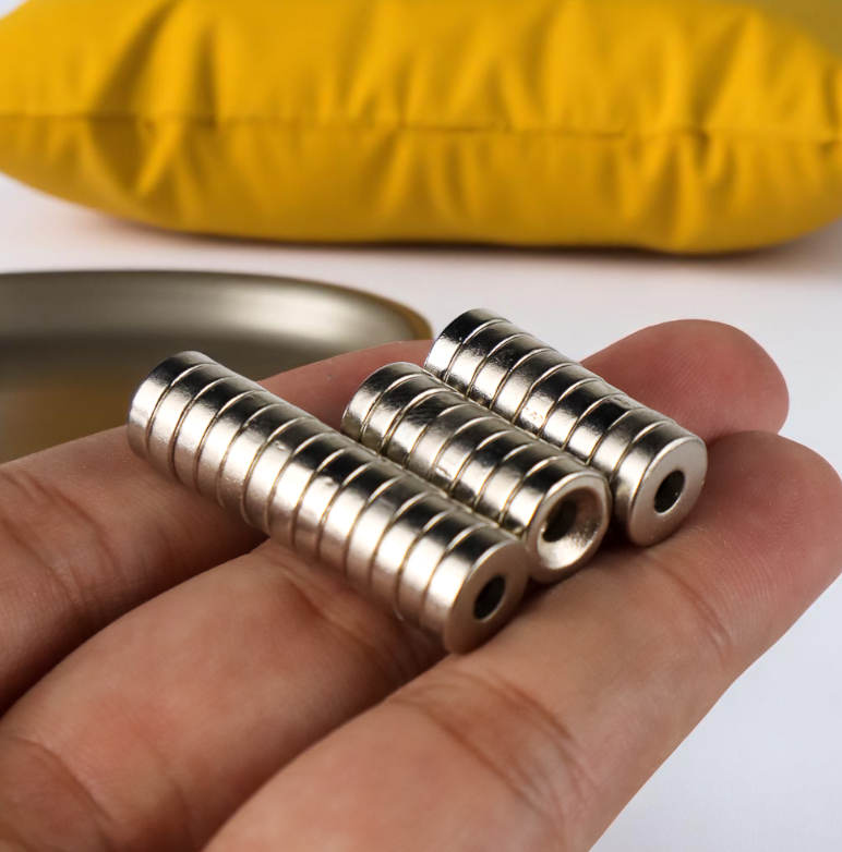 Taffware Strong Neodymium Magnet NdFeB N35 10x3mm 30 PCS - D21