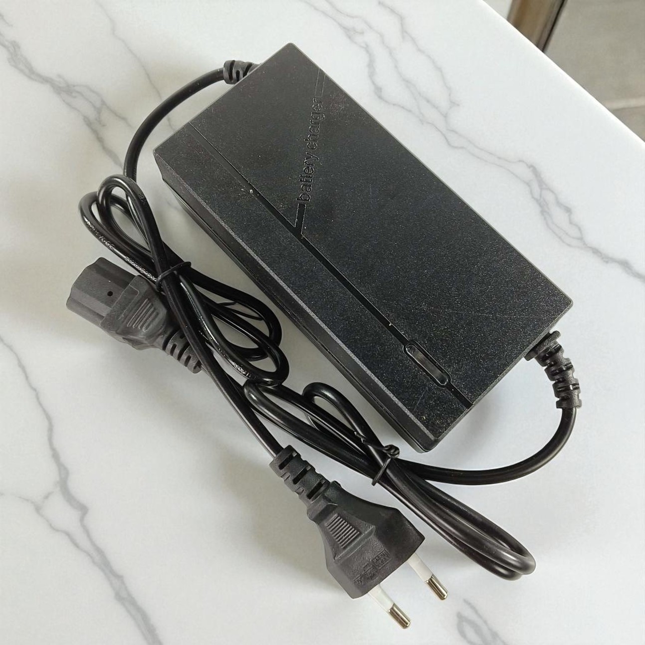 Deek-Robot Adaptor Charger Baterai Converter Sepeda Listrik 29.2V 2A - TC-001