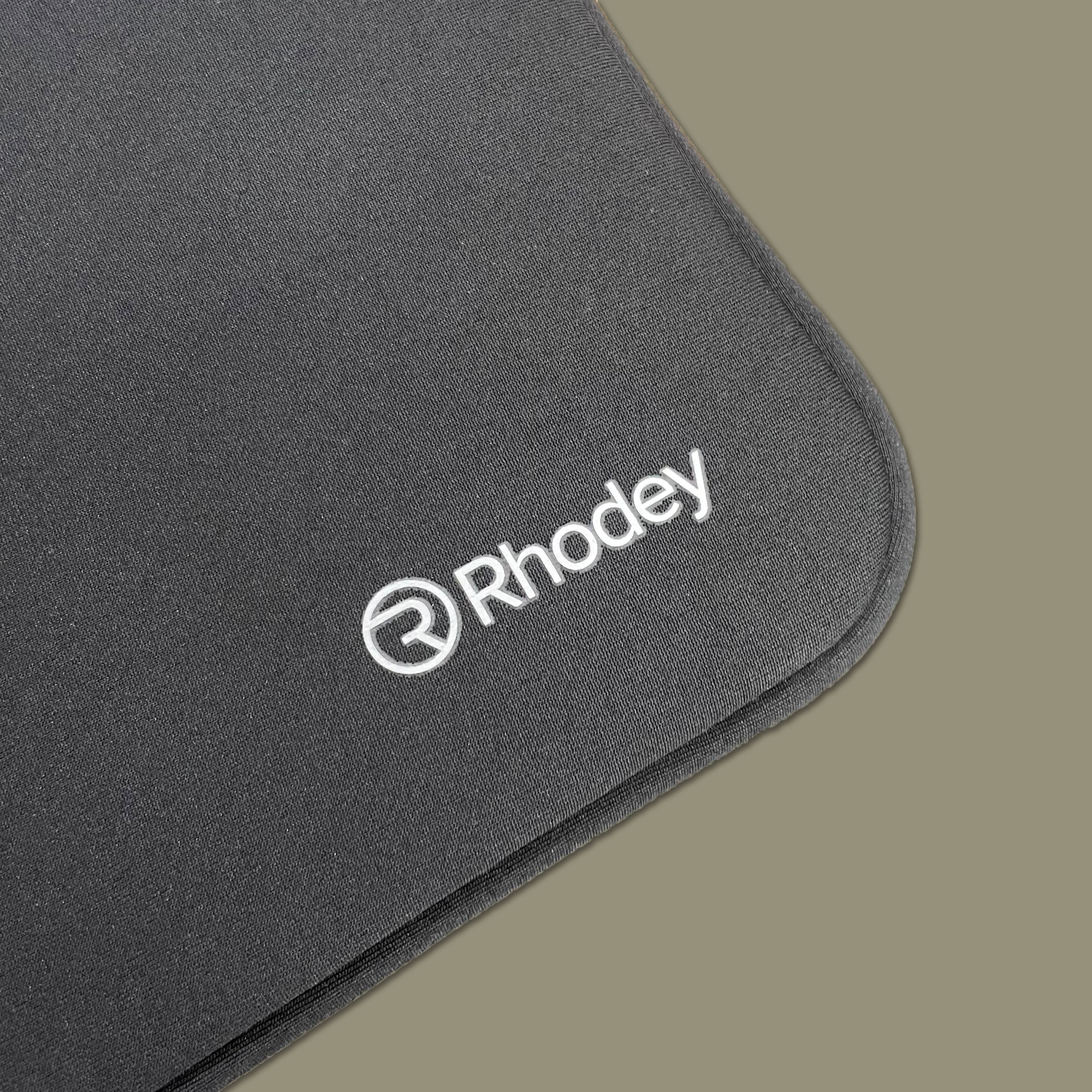 Rhodey Sleeve Case for Macbook Pro Touchbar Neoprene with Pouch - YG6005