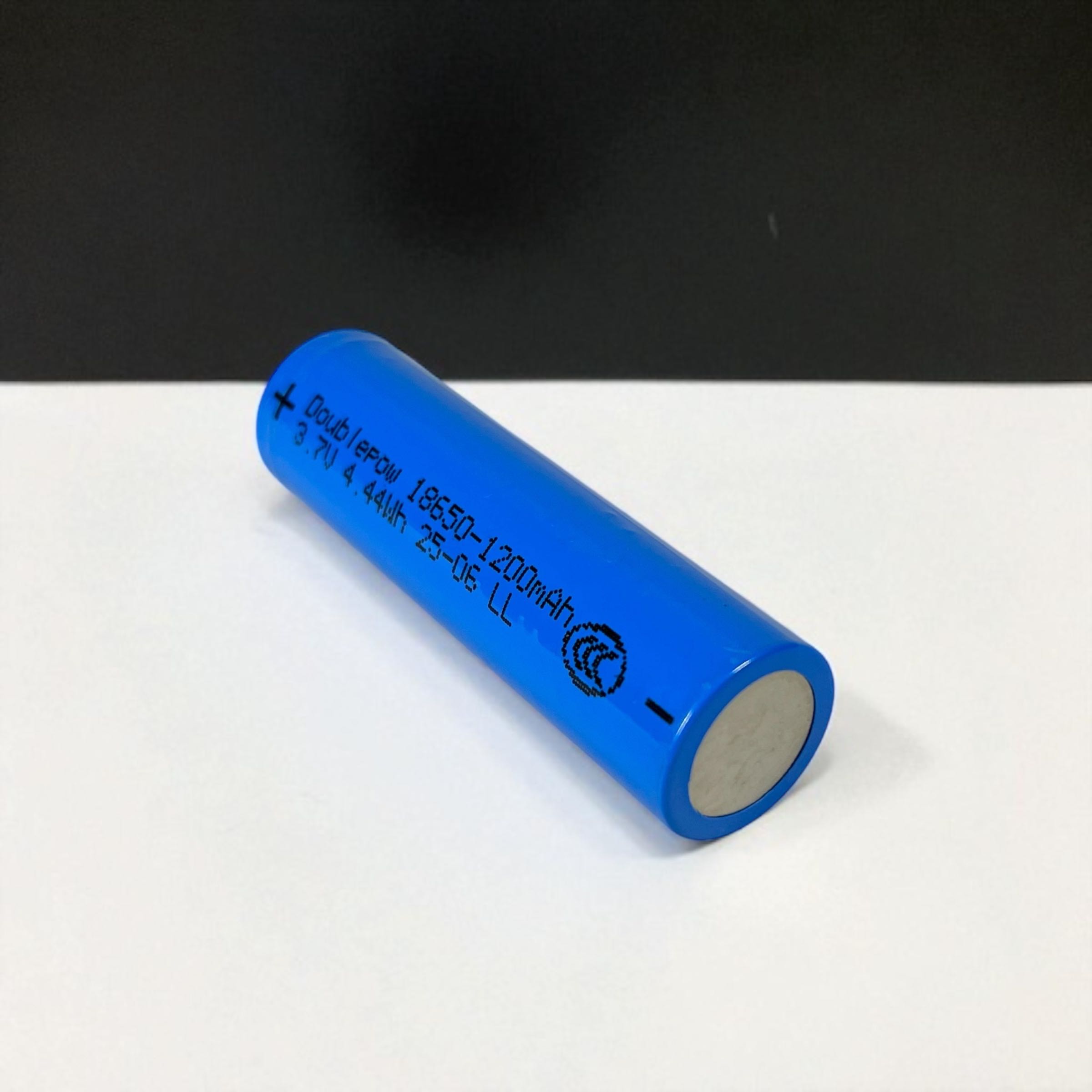 Doublepow Baterai Lithium Flat Top 18650 3.7V 1200mAh 1 PCS
