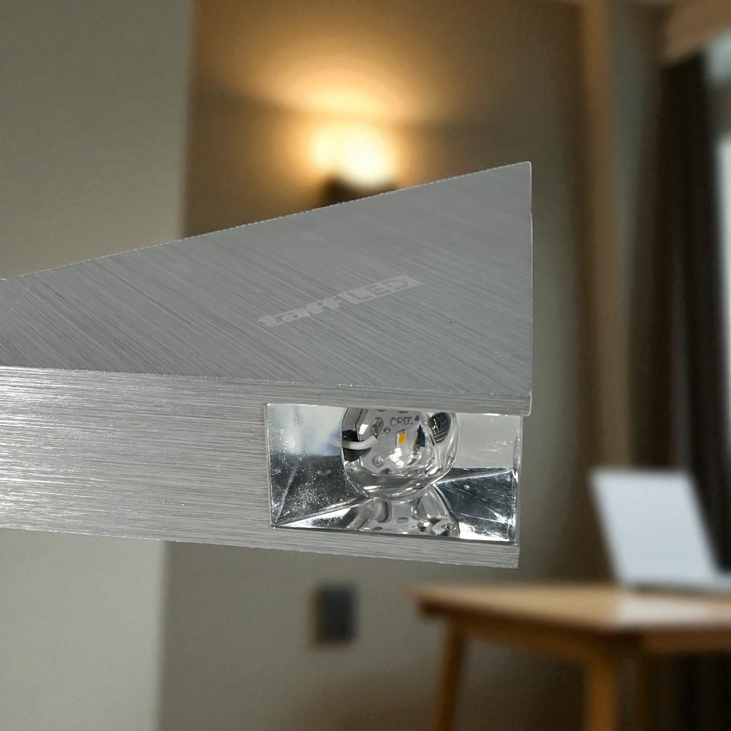 TaffLED Lampu Dinding Hias Rumah LED Modern Triangle Aluminium 3W - ABD-3W-SJX