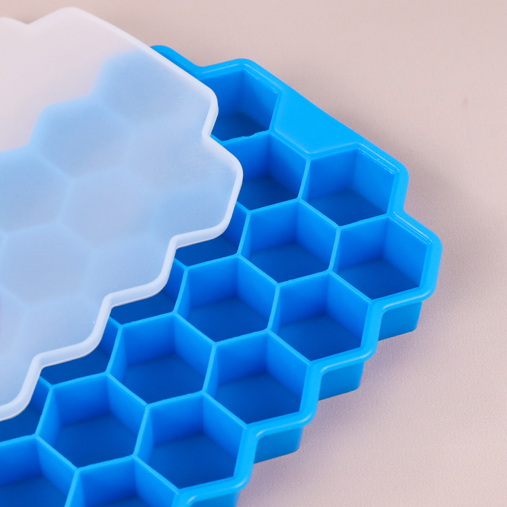 SILIKOLOVE Cetakan Es Batu Silikon Heksagonal 37 Grid Ice Cube Tray - DU655