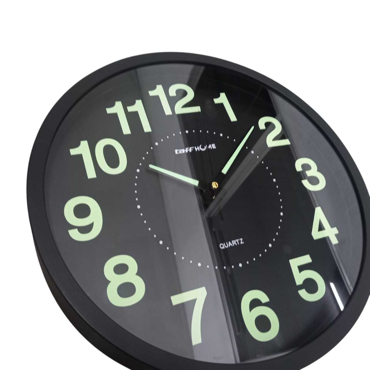 TaffHOME Jam Dinding Bulat Quartz Luminous Glow in The Dark 30cm - Gambar 2