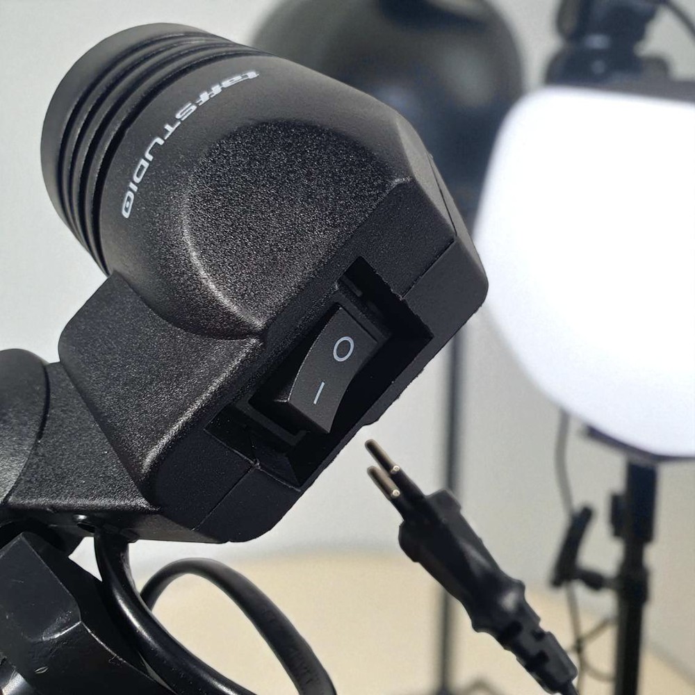 TaffSTUDIO Lamp Holder Lampu Foto Soket E27 dengan Dudukan Payung - HQ-DZ001