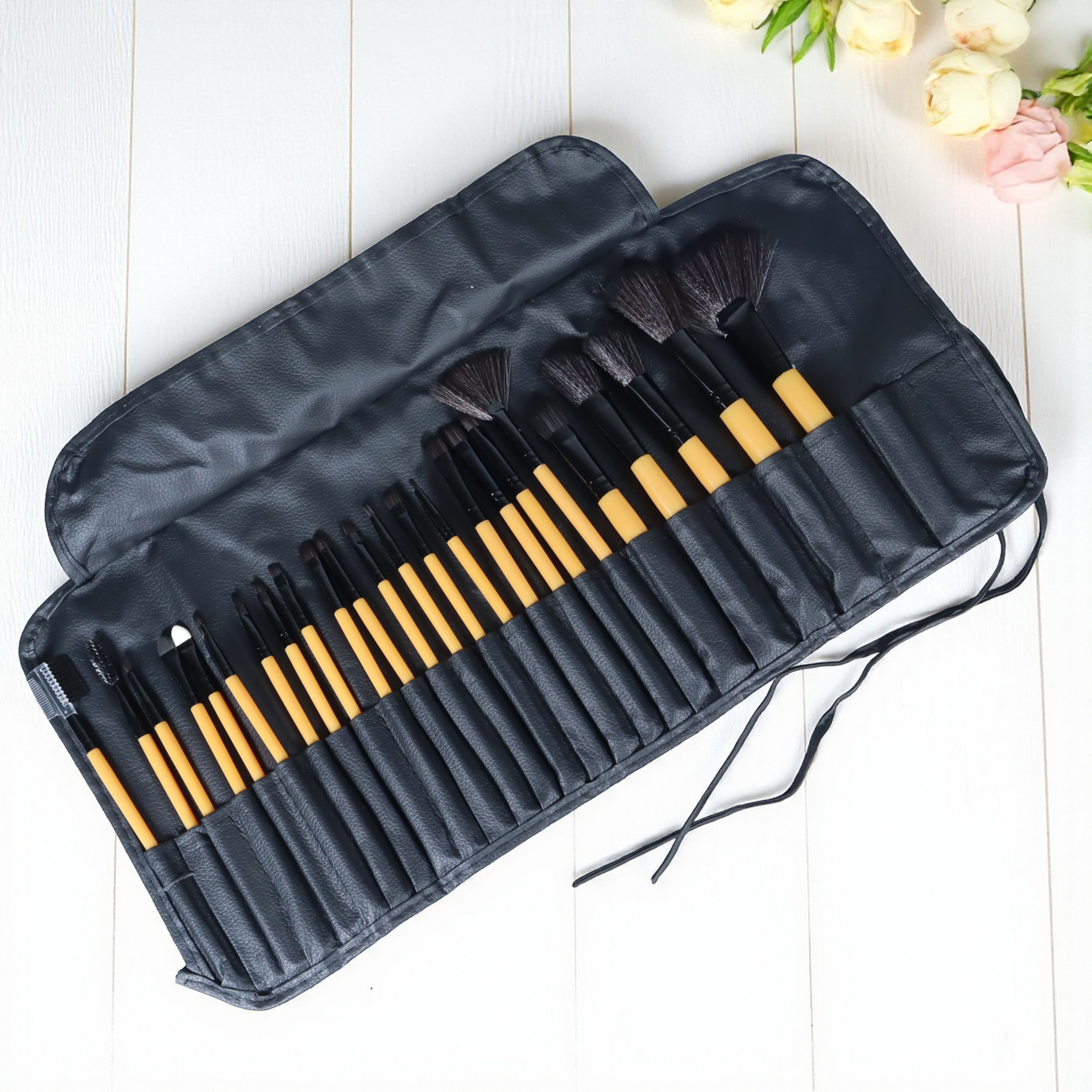 Biutte.co Set Kuas Make Up Profesional 24 PCS Lengkap with roll pouch - XZ15