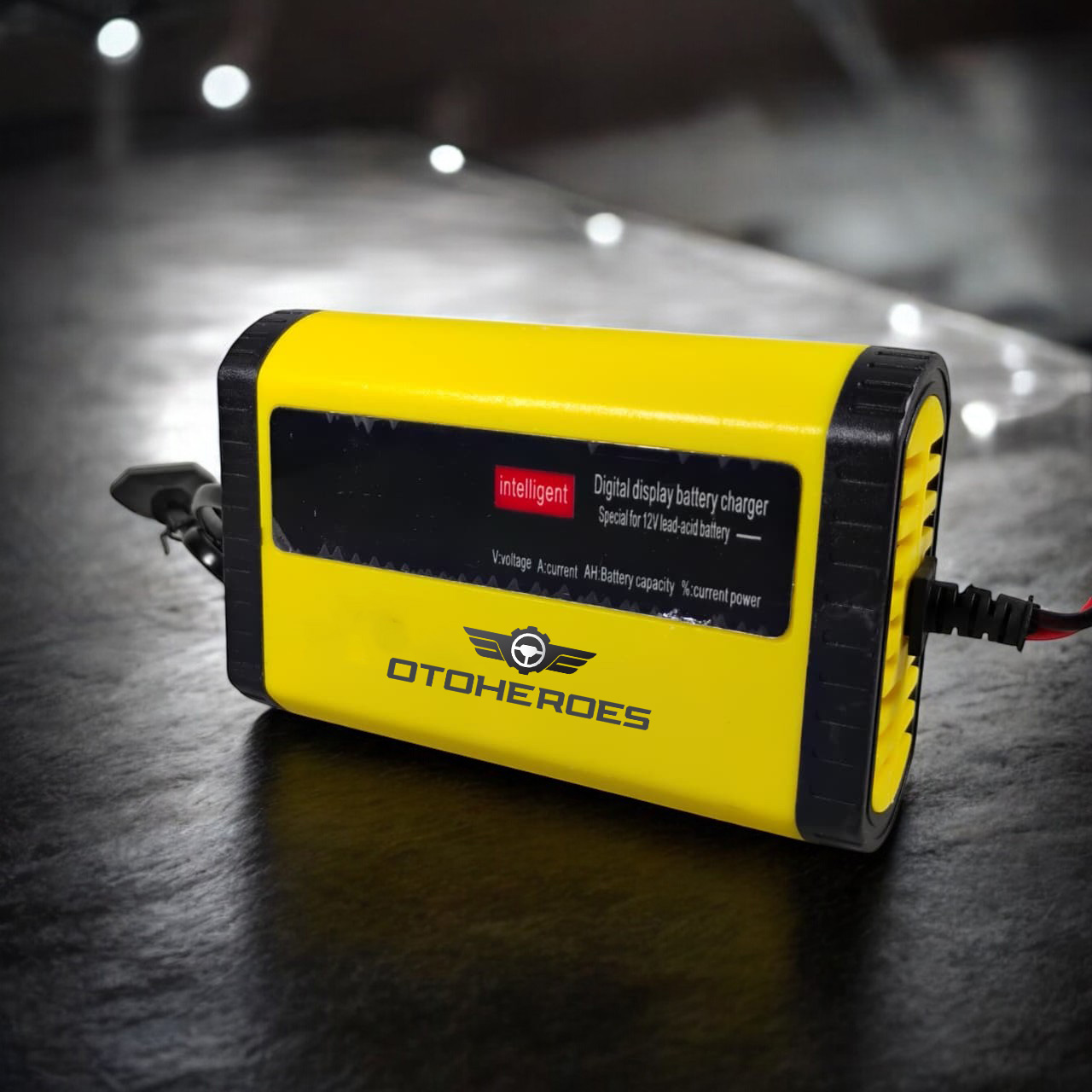 OTOHEROES Charger Aki Mobil Motor Intelligent Battery Charger 13.8V 2A - C1202-6